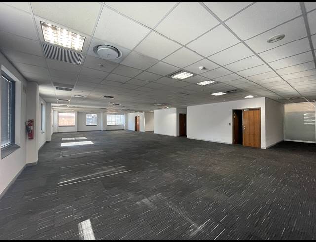 462M² OFFICE TO LET IN SANDTON CENTRAL